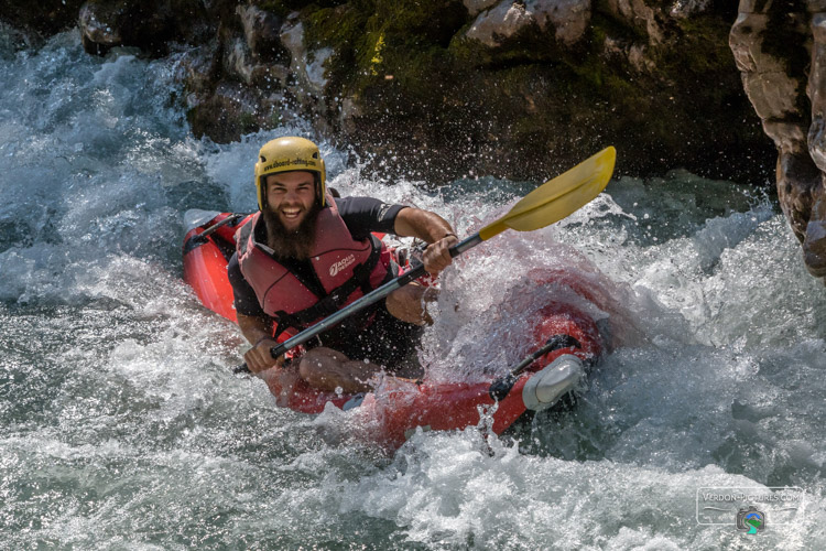 photo cano raft air boat canoe verdon